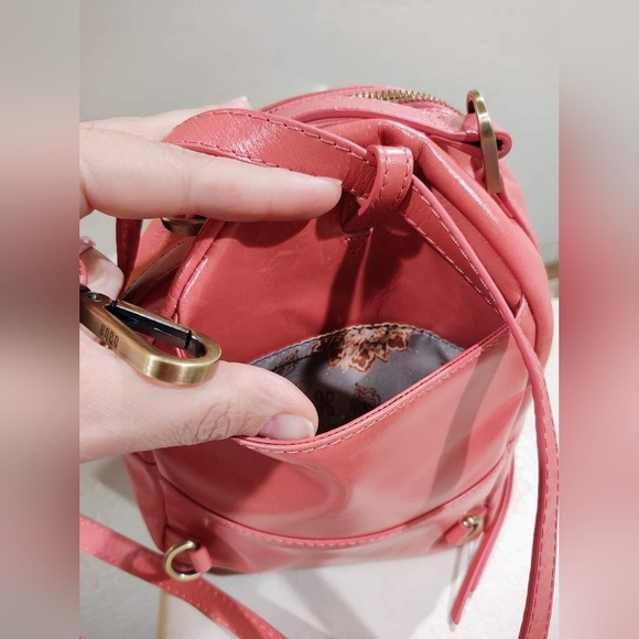 Hobo mini convertible backpack - Picture 6 of 6